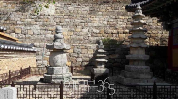 (왼쪽부터)보물 제2013호 남양주 수종사 사리탑, 삼층석탑, 남양사 수종사 팔각오층석탑(보물 제1808호)/사진=문화재청