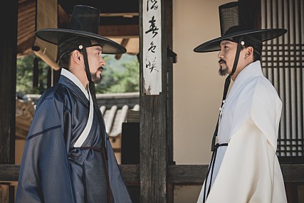 영화 '명당' 스틸 컷