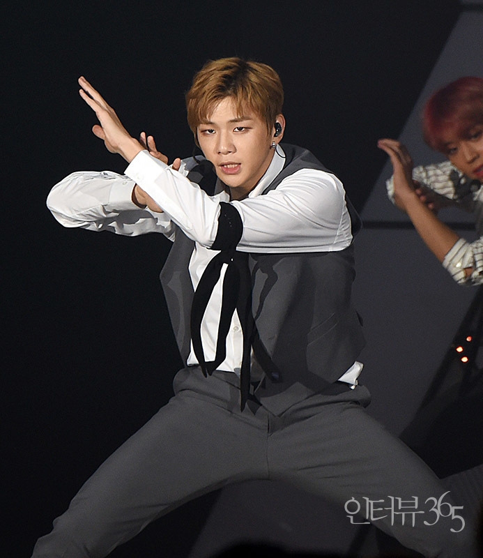 G마켓 스마일클럽 콘서트에 참석한 워너원 강다니엘/사진=G마켓