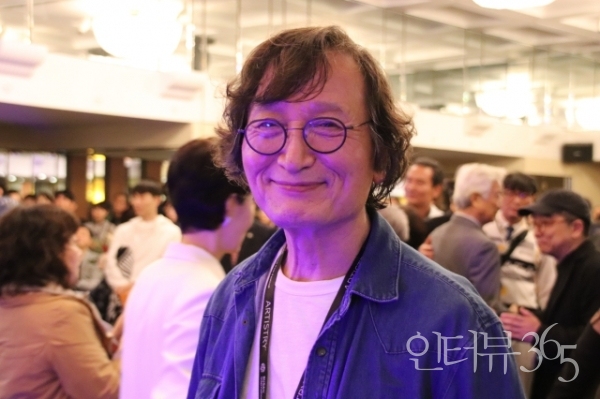 5일 부산 노보텔 엠배서더 그랜드볼룸에서 열린 2018 부산국제영화제 '한국영화 회고전의 밤'에 참석한 정지영 감독/사진=박상훈 기자