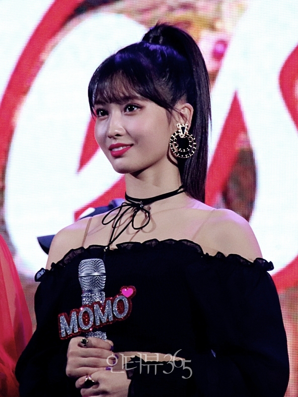 5일 오후 서울 강서구 KBS아레나홀에서 열린 걸그룹 트와이스(나연, 쯔위, 사나, 미나, 모모, 지효, 채영, 다현, 정연)의 여섯번째 미니앨범 'YES or YES' 언론 쇼케이스 현장/사진=박상훈 기자