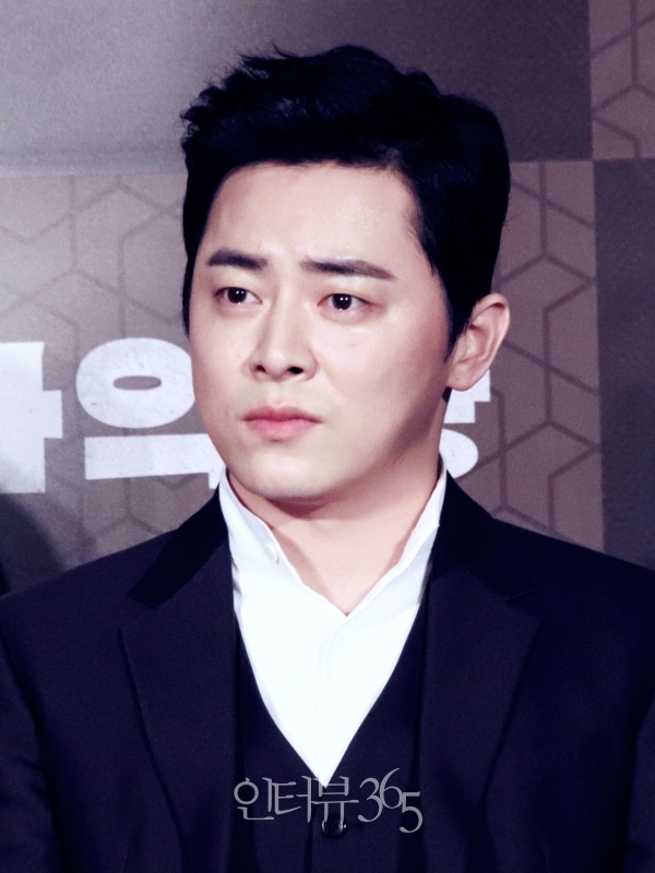 19일 오전 서울 광진구 건대입구 롯데시네마에서 열린 영화 '마약왕 제작보고회에 참석한 배우 조정석/사진=박상훈 기자