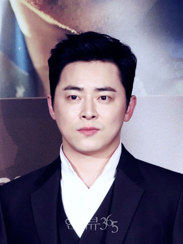 19일 오전 서울 광진구 건대입구 롯데시네마에서 열린 영화 '마약왕 제작보고회에 참석한 배우 조정석/사진=박상훈 기자