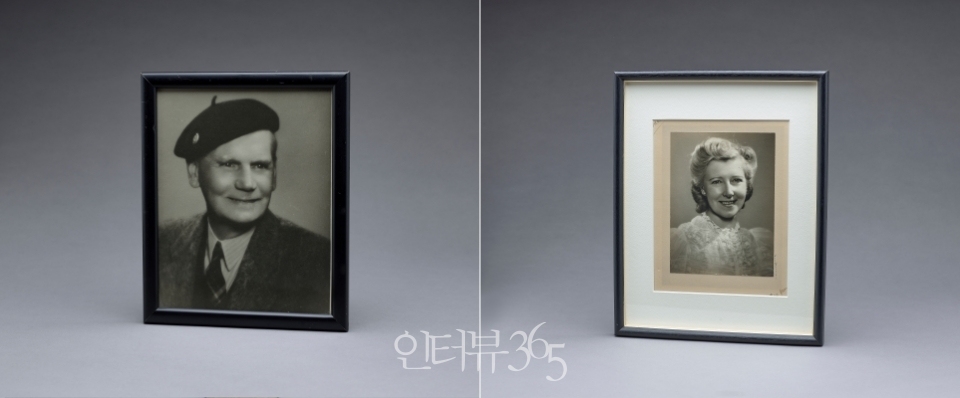 (왼쪽부터)앨버트 테일러, 메리 테일러 사진 액자/사진=서울시