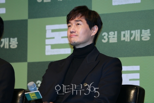 지난 11일 서울 CGV 압구정에서 개최된 영화 '돈' 제작발표회에 참석한 유지태/사진=인터뷰365 DB