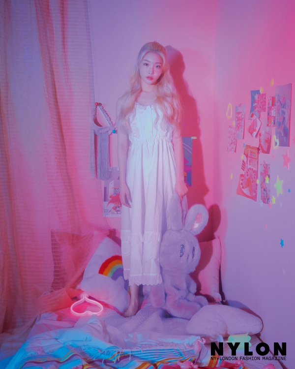 가수 청하 화보/사진=나일론