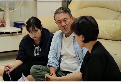 김성수 하차/사진=KBS2