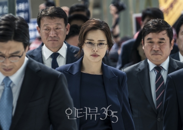 영화 '블랙머니' 이하늬 스틸컷/사진=에이스메이커무비웍스