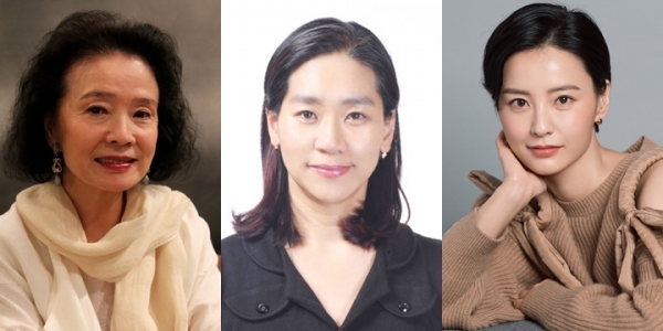 제20회 올해의 여성영화인상 수상자 (왼쪽부터) 윤정희, 강혜정, 정유미/사진=여성영화인모임