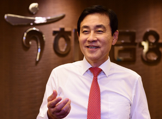 김정태 하나금융지주 회장<br>