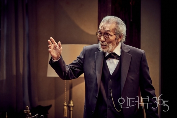 연극 '라스트 세션' 공연 장면. /사진=파크컴퍼니