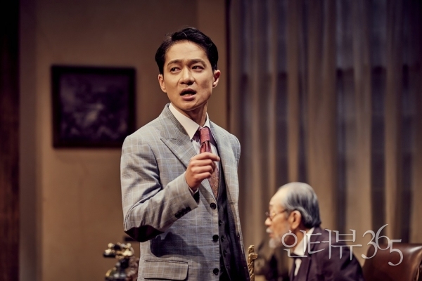 연극 '라스트 세션' 공연 장면. /사진=파크컴퍼니