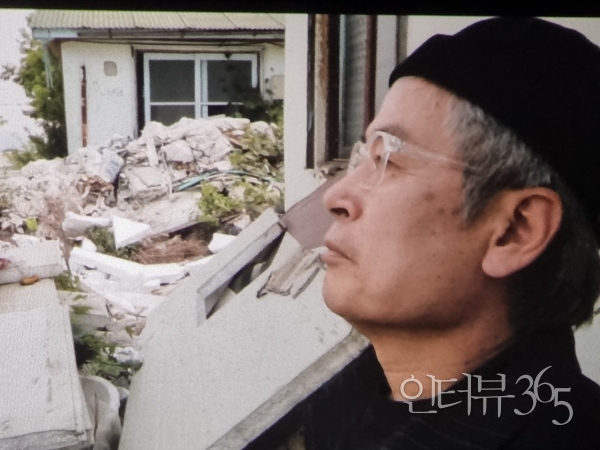 영화 '공중의자'를 연출한 백학기 배우 겸 시인<br>