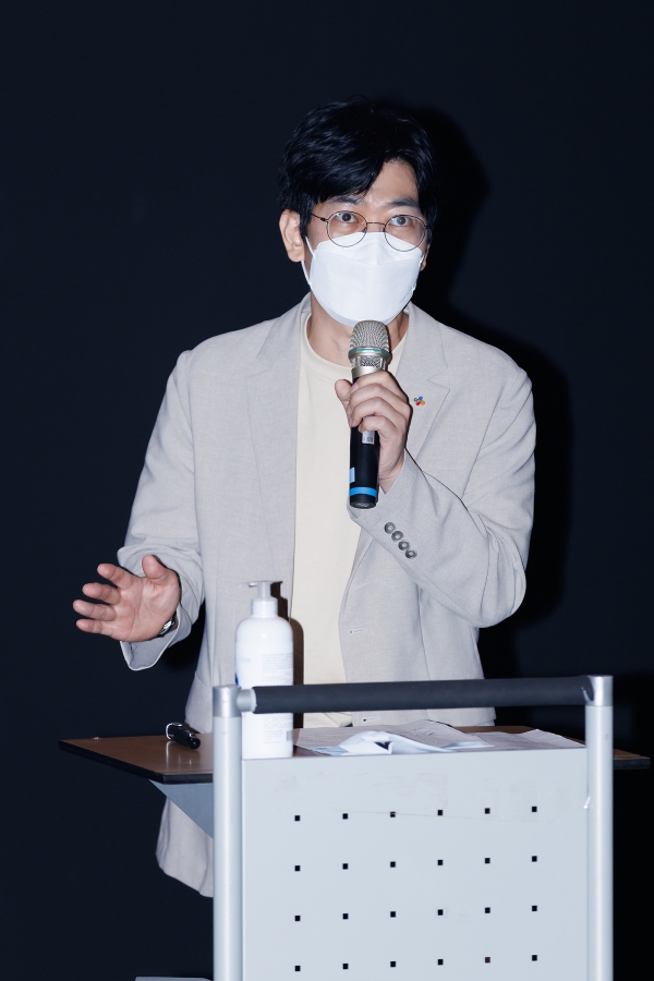 CGV 조진호 콘텐츠기획담당의 발표 모습1