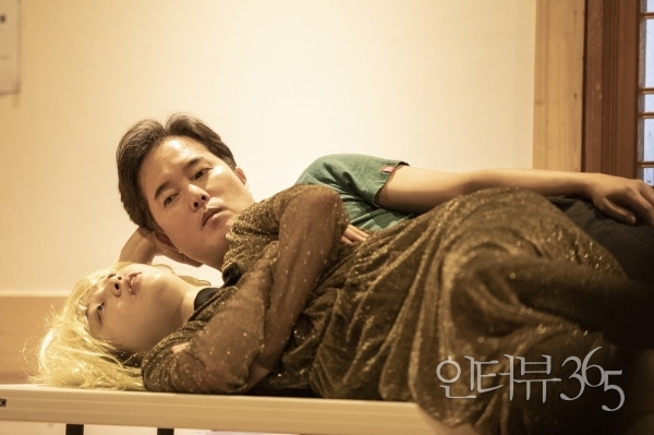 연극 '카사노바' 공연사진. /사진=국립정동극장