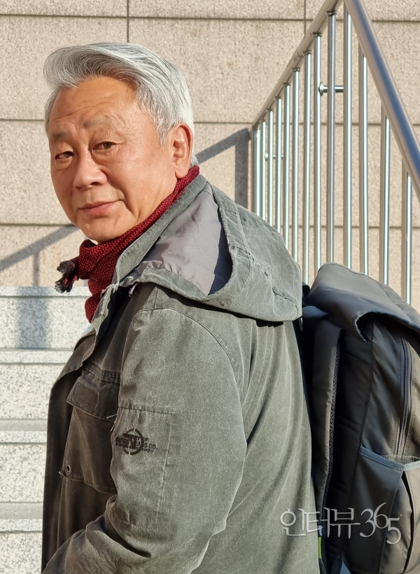 박팔영은 