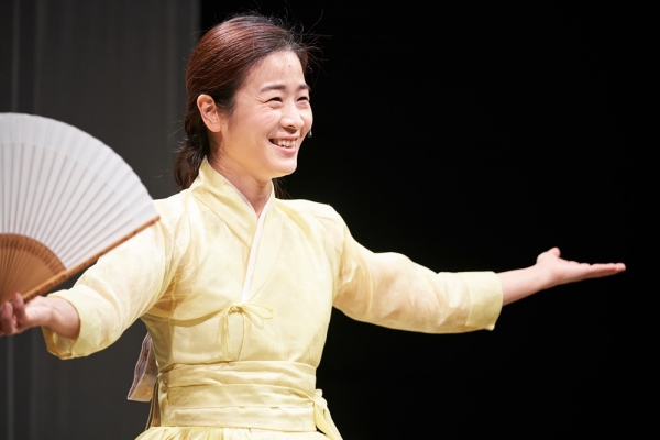 이자람 판소리극 '노인과 바다' 2019년 공연 장면./사진=출처 - 두산아트센터, ⓒLG아트센터_StidioAL