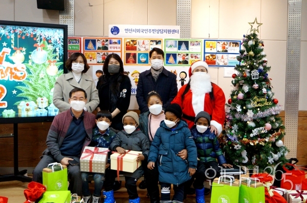 02  소외계층 어린이를 위한 성탄절 파티