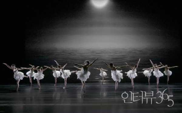 2023 '백조의 호수' 서울 공연 장면./사진=LG아트센터 서울