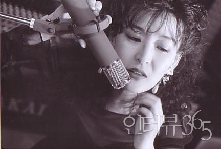 윤석화 배우의 '딸에게 보내는 편지'(1992년)/사진=산울림<br>