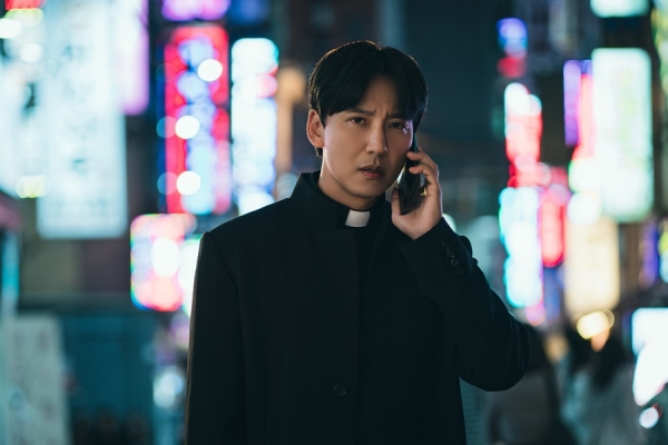 SBS ‘열혈사제2’ 김남길/사진=SBS