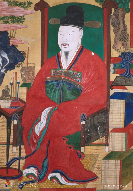 최치원 초상신라 하대 학자. 1904년작으로 마산 모덕사에 보관되어 있었다. 1985년 도난을 당하여 현재 소장처는 알 수 없다./한국학중앙연구원, 한국민족문화대백과사전