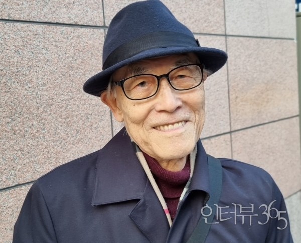 김종원 영화평론가 겸 시인/사진=인터뷰365<br>