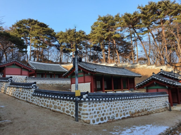 남한산성 숭렬전