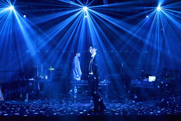 뮤지컬 '라져' 공연 장면. 스카일러 역 기세중 배우, 디디 역 이한솔 배우./사진제공=창작하는공간